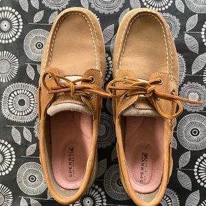 Women’s Sperry Top-Sider (Tan).